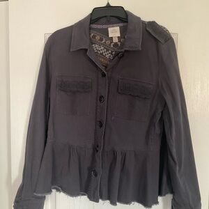 Grey denim jacket with embroidery. Size L Knox Rose